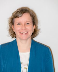 Aino Juslén kasvokuva Max Söderholm muokattu Aino Juslén kasvokuva Max Söderholm muokattu