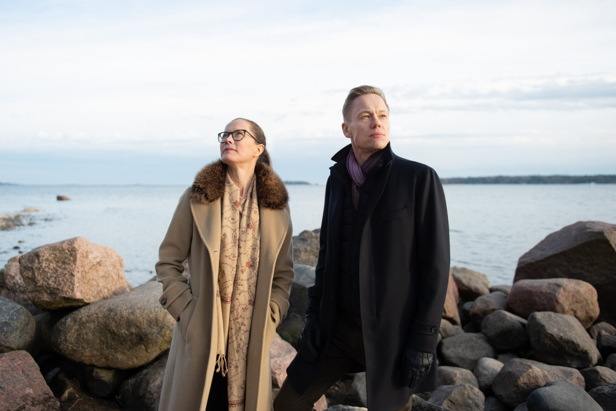 Pete ja Niina2 Niina Bergring ja Pertti Lassila rannalla